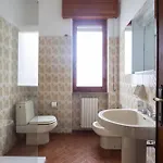 4 Guests Near Cinque Terre In Nature Balcony Valley View Shared Pool Hiking Trails شقة