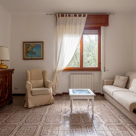 Pina Con Giardino E Piscina In In Val Di Vara Cinque Terre Gateway Immerse In Nature Balcony Vista Vallata Hiking Trails Lejlighed *