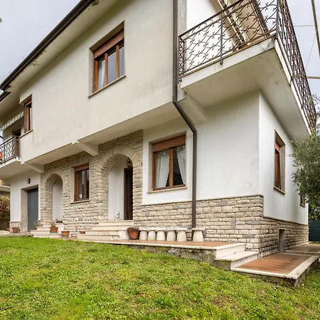 Pina Con Giardino E Piscina In In Val Di Vara Cinque Terre Gateway Immerse In Nature Balcony Vista Vallata Hiking Trails Lejlighed *